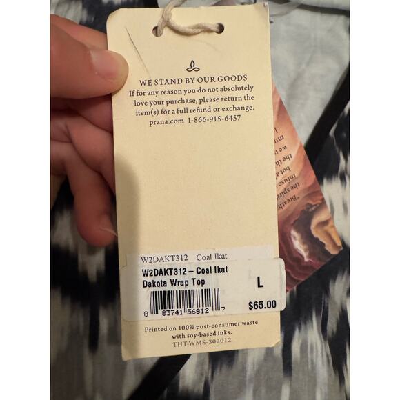 NWT PrAna Coal Ikat Print Dakota Wrap Top, L - Picture 5 of 7